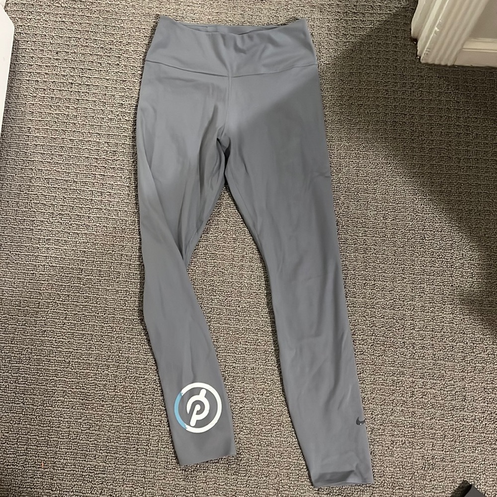 Nike peloton leggings